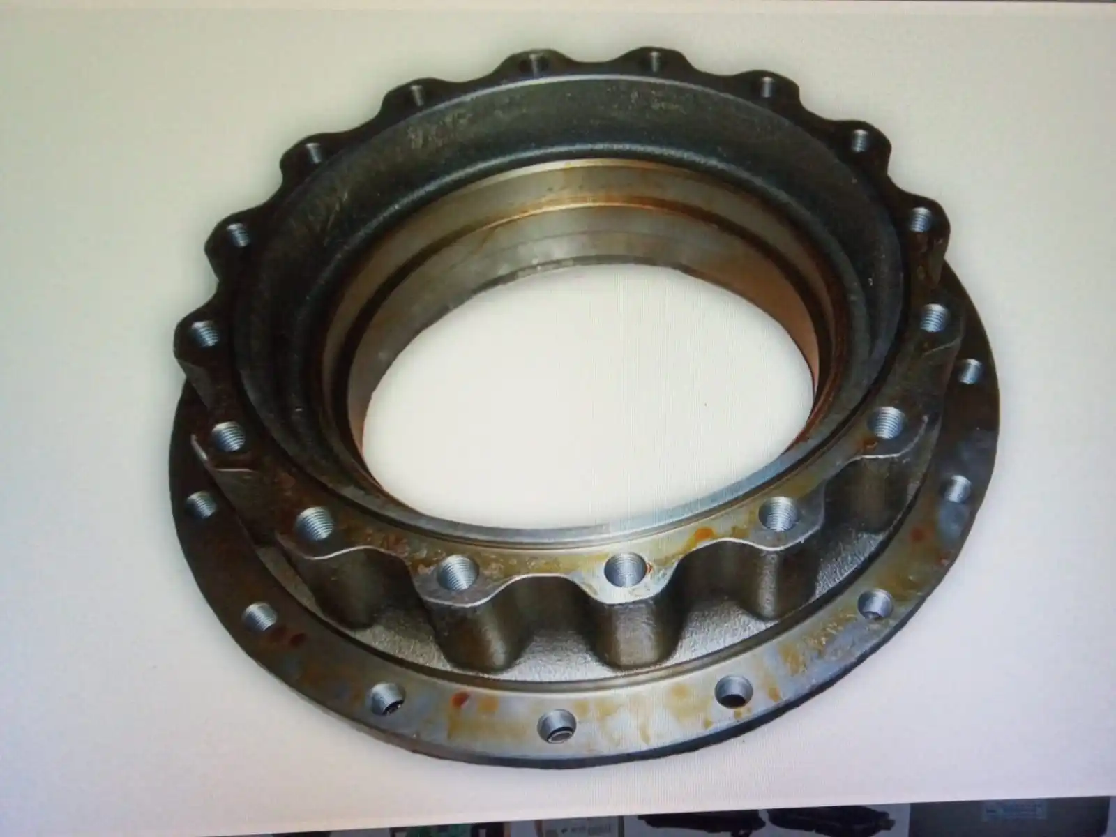 

hub number 114-1486 quantity 2
