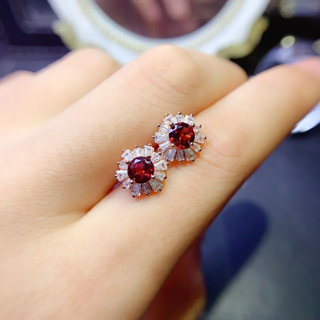 

Natural Mozambique Garnet Stud Earrings S925 Sterling Silver Round 5mm Earrings for Women