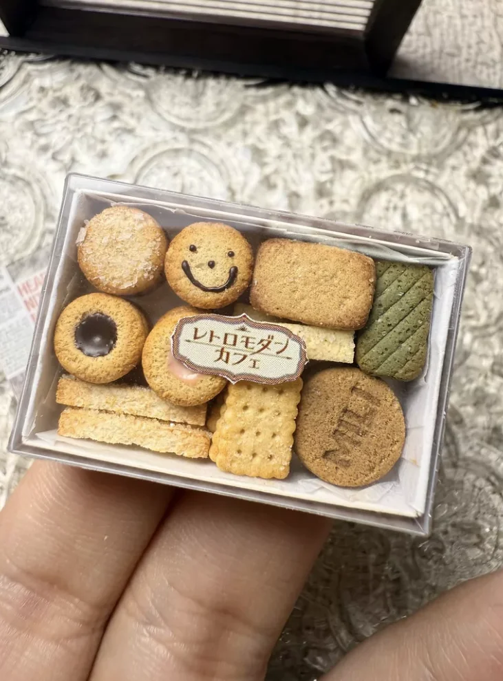 Hot Sale 1:6 Miniature Bakery Gift Set, Handmade Pizza Cookie Bread Matcha Box, Dollhouse Kitchen Pretend Play Dessert Decor