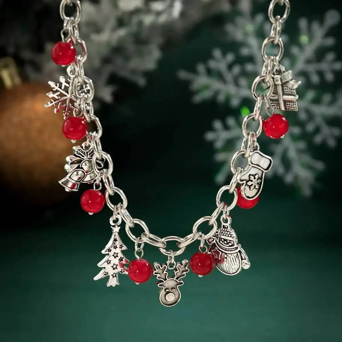 Lacteo 2026 جديد الإبداعية الرجعية الأحمر الزجاج الخرز ندفة الثلج الأيائل قلادة قلادة الاتجاه سلسلة معدنية قلادة عيد الميلاد مجوهرات الحفلات #6