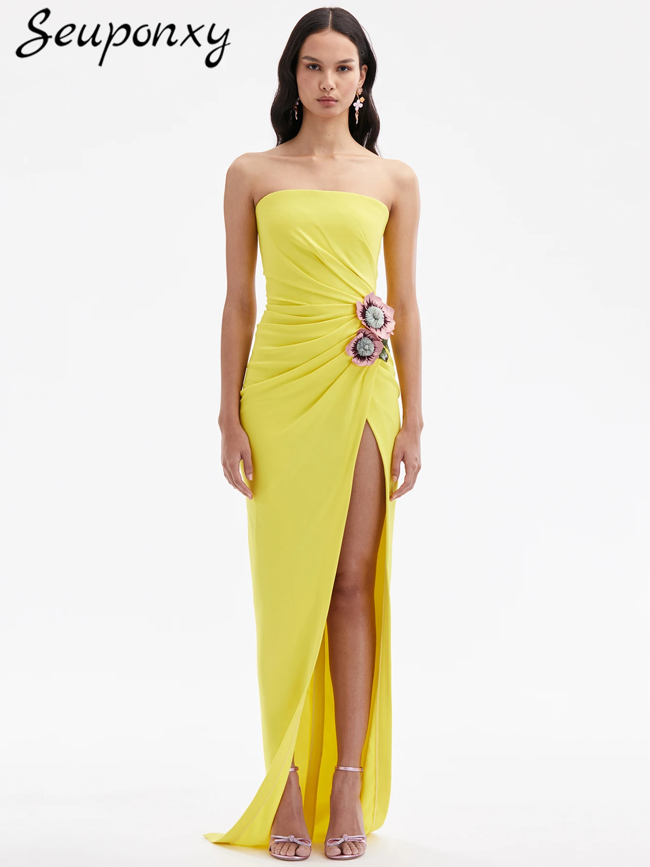 

High Quality 2024 New Women'S Yellow Sexy Strapless Backless Draped 3D Flower High Slit Long Dress Elegant Celebrity Party Dress