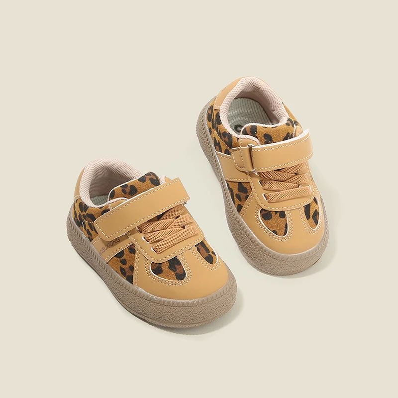 

Small children's board shoes sneakers spring and fall toddler shoes boys and girls casual single shoes baby shoes versatile