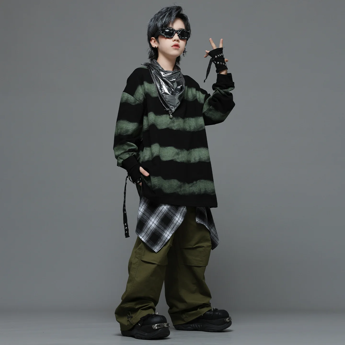 Kind Kpop Hip Hop Kleidung Schwarz Gestreiftes Sweatshirt Armee Grün Fallschirm Cargo Hosen für Mädchen Junge Street Dance Kostüme Kleidung