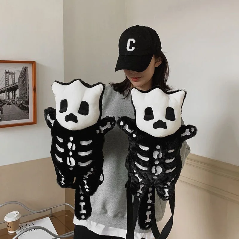 Skull Plush Backpack Gothic Water Bottle Bag Goth Doll Backpack Female Winter Furry Bag Skull Shape Bag Skeleton Birthday Gift