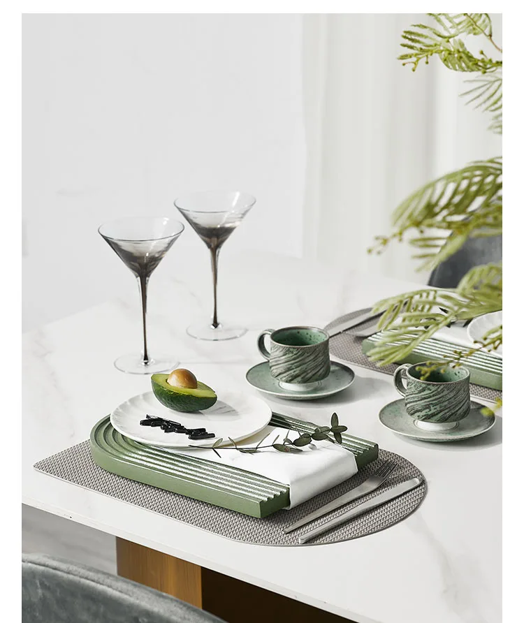 Nordic Model Room Western Tableware Matching Set Avocado Green Table Setting Table Placemat Plate Corrugated Wooden Pallet Mat view 5