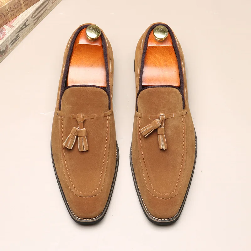 

Fashion Men's Casual Shoes Suede Leather Slip-on Mens Trendy Tassels Classic Loafers Moccasins Men Party Wedding Driving Flats