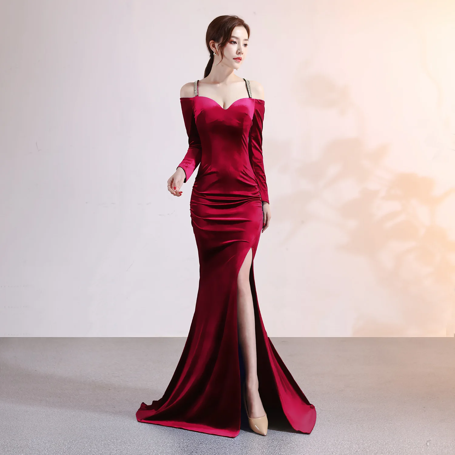 Elegant and Pretty Women's Velvet Prom Dress, Long Sleeves, Bride, Evening, Formal Party, Special Events, Luxury, Korean