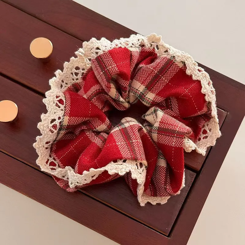 1 Stück/Rotes Spitzen-Karomuster-Haargummi, Damen-Haargummi mit hochwertigem Design, Neujahrs- und Weihnachtsstimmung, koreanischer Haarreif – Detail 3