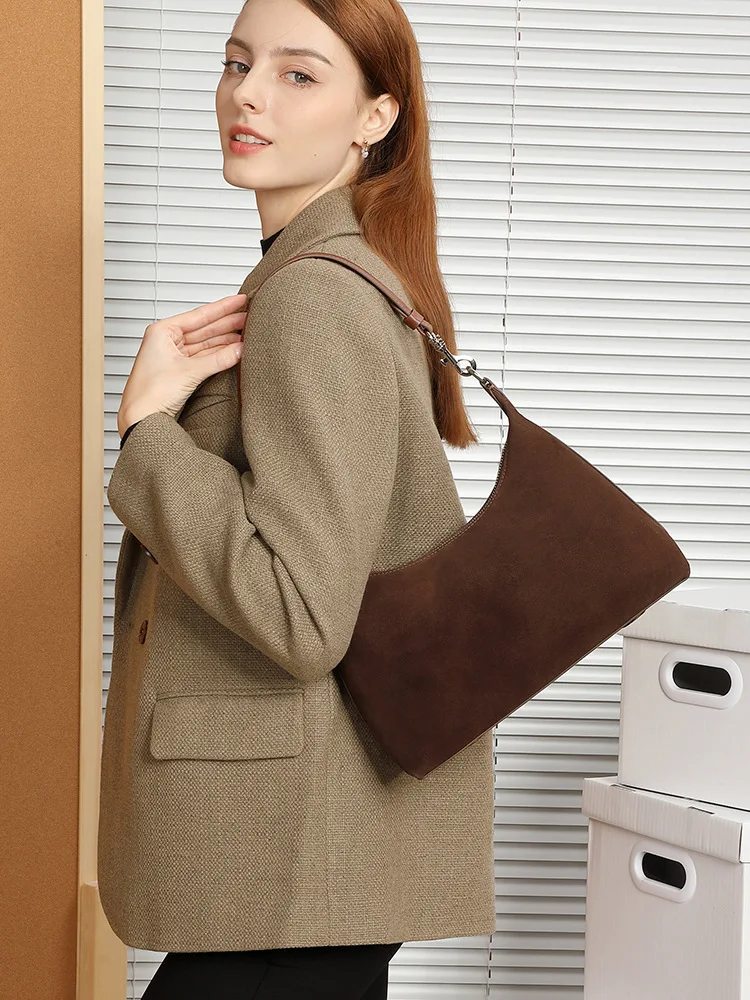 

Suede cowhide underarm tote bag women 2025 new style high-quality texture large capacity genuine leather shoulder bag commuting
