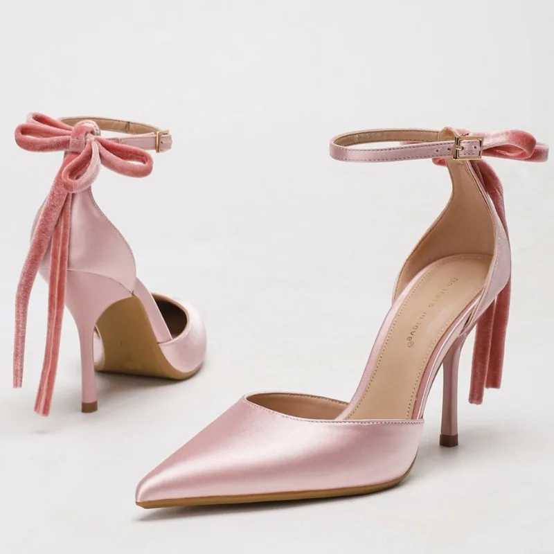 

Элегантные женские атласные туфли на высоком каблуке с острым носком и пряжкой на щиколотке, лето 2026, новые сандалии, женские банкетные свадебные платья, вечерние