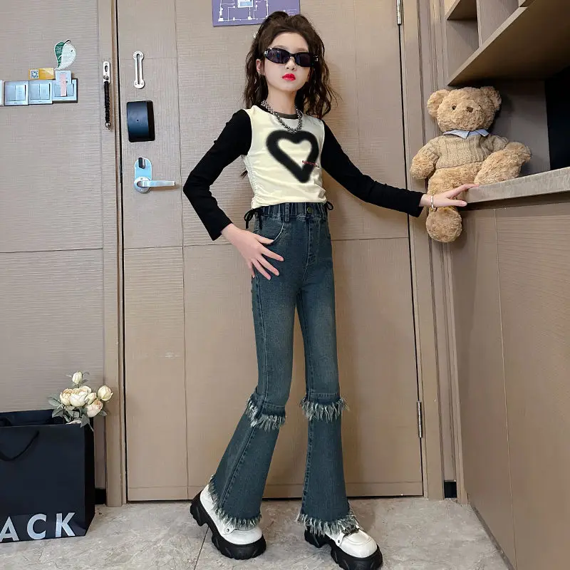 

Супермягкие облегающие джинсы-клеш для девочек, весна 2024, новые модные джинсы с бахромой и подолом в студенческом стиле