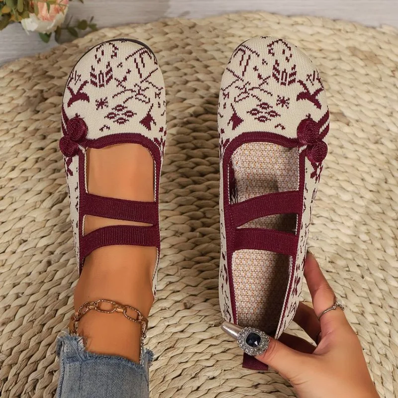 

Летняя женская обувь в этническом стиле, мягкая подошва, легкая и дышащая, обувь для мам, уличная легкая и повседневная.