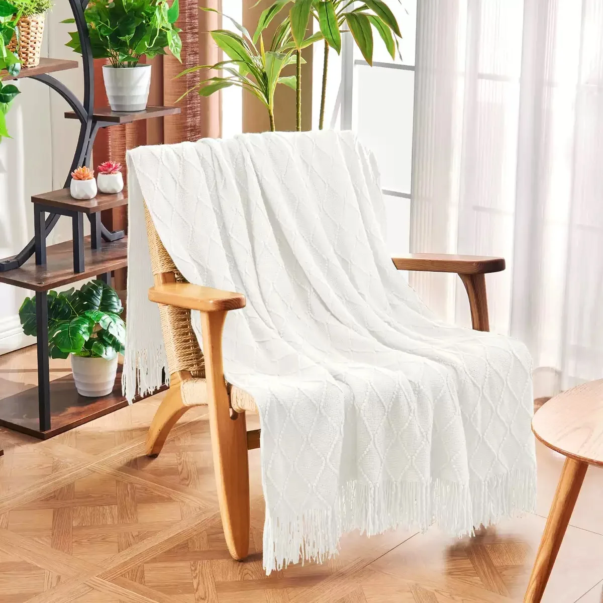Custom Acrylic Throw Blanket European American Style Lightweight Four Seasons Use for Airplane Travel Use Non-Toxic Anti-Pilling