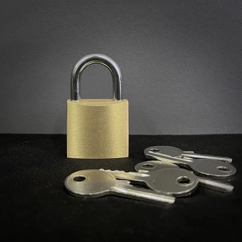 

Супер ментальный замок Волшебные трюки предсказают ключ корреля, чтобы открыть замок Предсказание Магия Реквизит Крупным планом Иллюзии Ментальные трюки