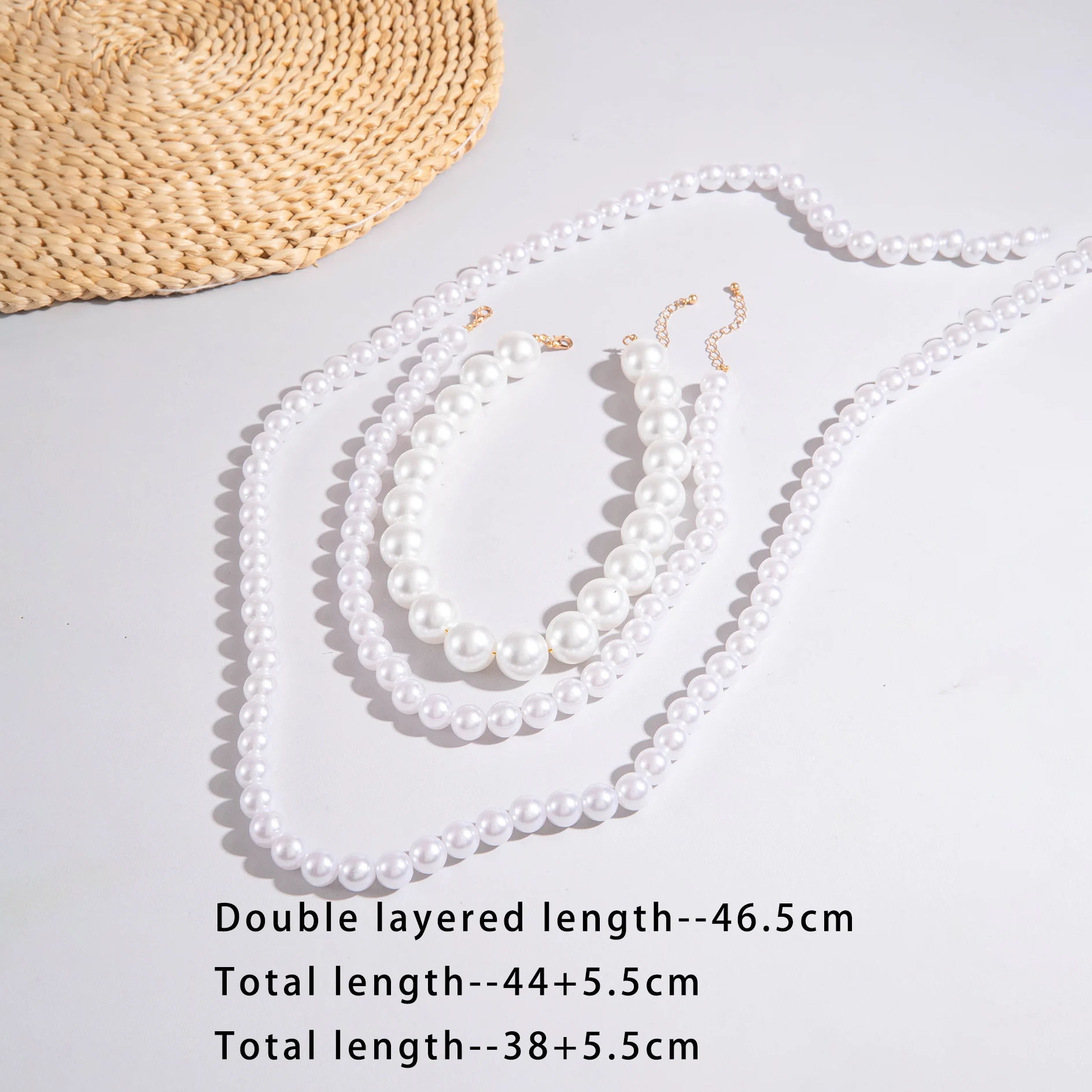 Dcocna Geschikt voor vrouwen om deel te nemen aan het feest Elegant temperament Meerlaagse retro sieraden Imitatieparel Witte hals
