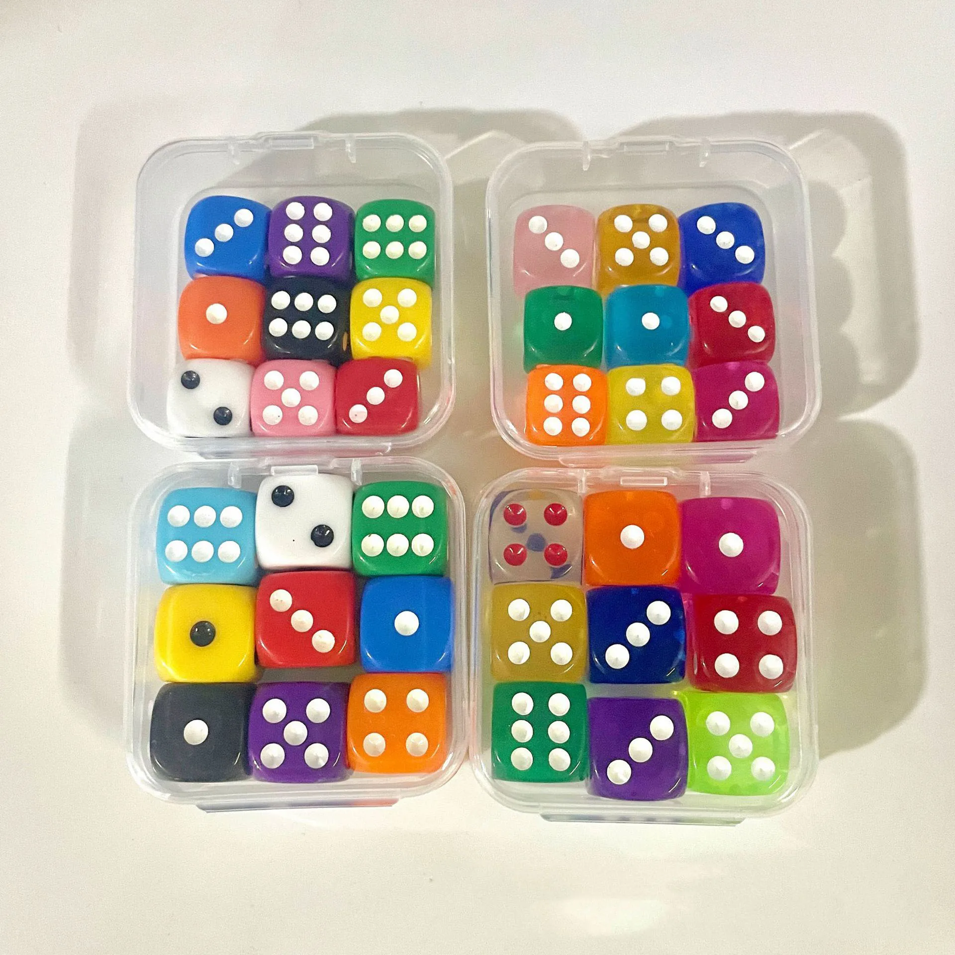 9-teiliges 16mm Solides Transparentes Würfelset 6-seitige Acrylwürfel für D&D RPG Brettspiele Partyzubehör Stressabbau-Spielzeug – Detail 4