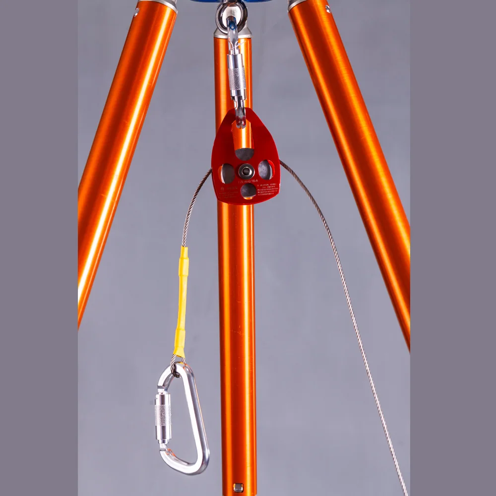 Emergency Firefighting Equipment & Accessories-Rescuable Tripod Device