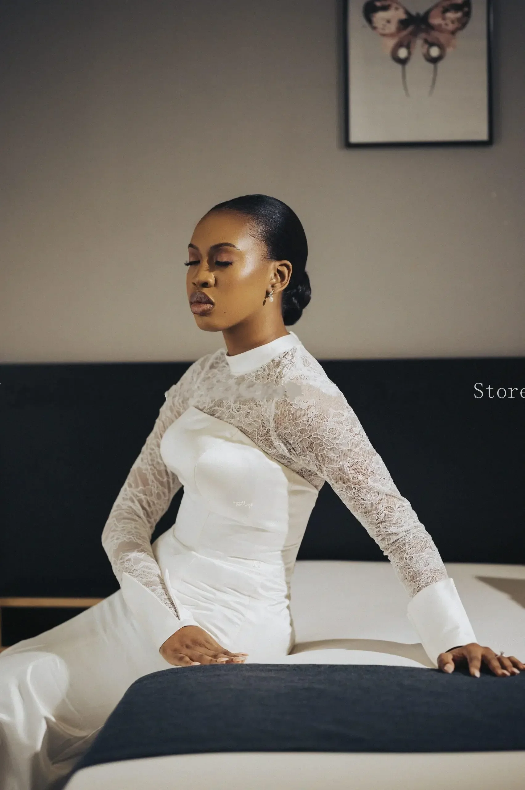 

Customized High Neck Lace Wedding Dress Chapel Train Long Sleeves Robe De Mariée Grande Taill Ballgown African Bridal Gowns