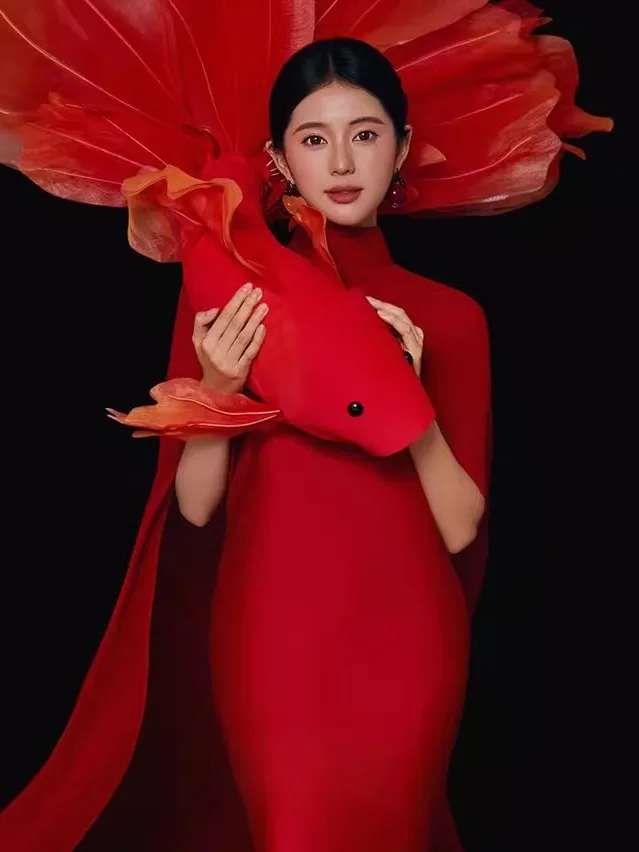 

Red Aosphere New Year Koi Theme Retro Sle Chinese Portrait Art Photoaphy Costume Women's Ethnic Clothing Stage Costume