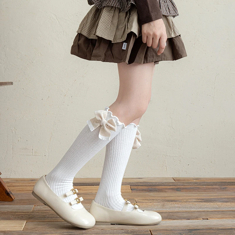 Little Girls Calf‑High Socks Sweet Contrast Color Design Gathered Bow Accents Ruffled Scalloped Cuffs Stretchy Breathable Socks