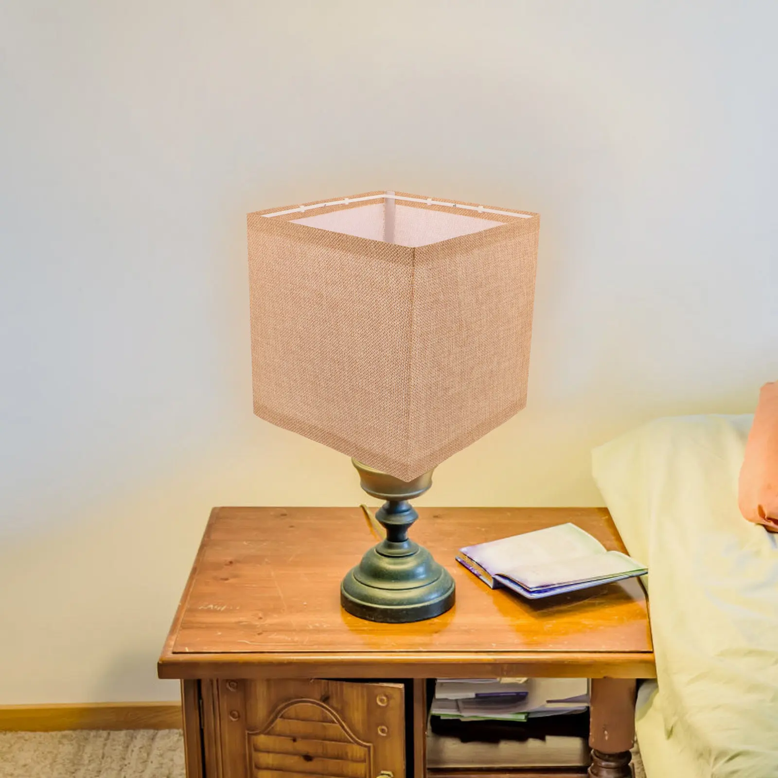 

Премиальный квадратный тканевый абажур для настольных, напольных ламп и светильников E27, стильный современный декоративный аксессуар для замены плафона.