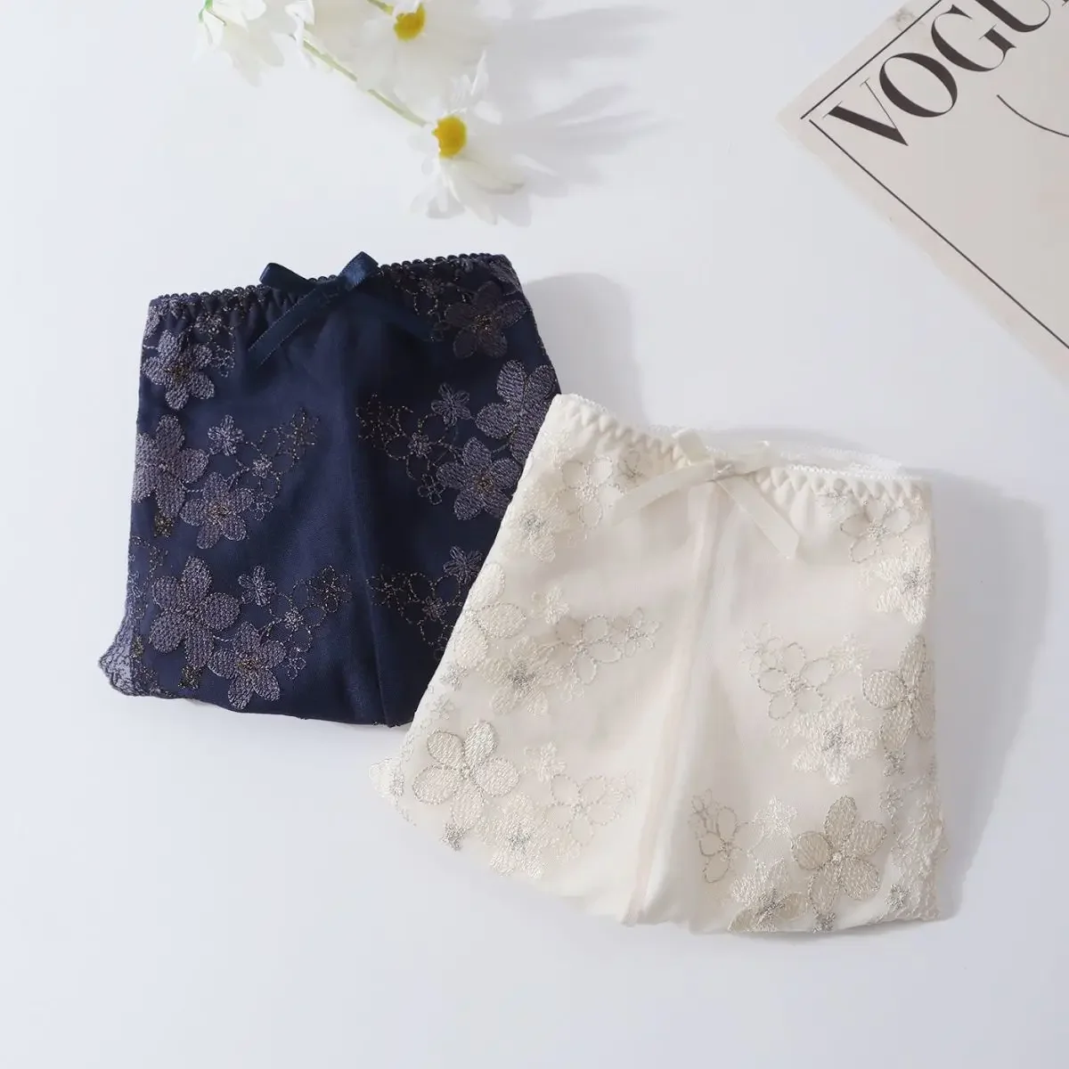 남자의 섹시한 레이스 보우 브리프를 통해 볼 LGBT 시시 팬티 크로스 드레싱 BF 선물 하라주쿠 FKK 파티