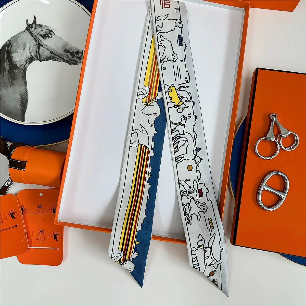 5 * 90 cm Französisch New Puppy Lady Vielseitiger dekorativer Twill Streamer Verpackungsbeutel Band Seidenschal Großhandelsgeschenk