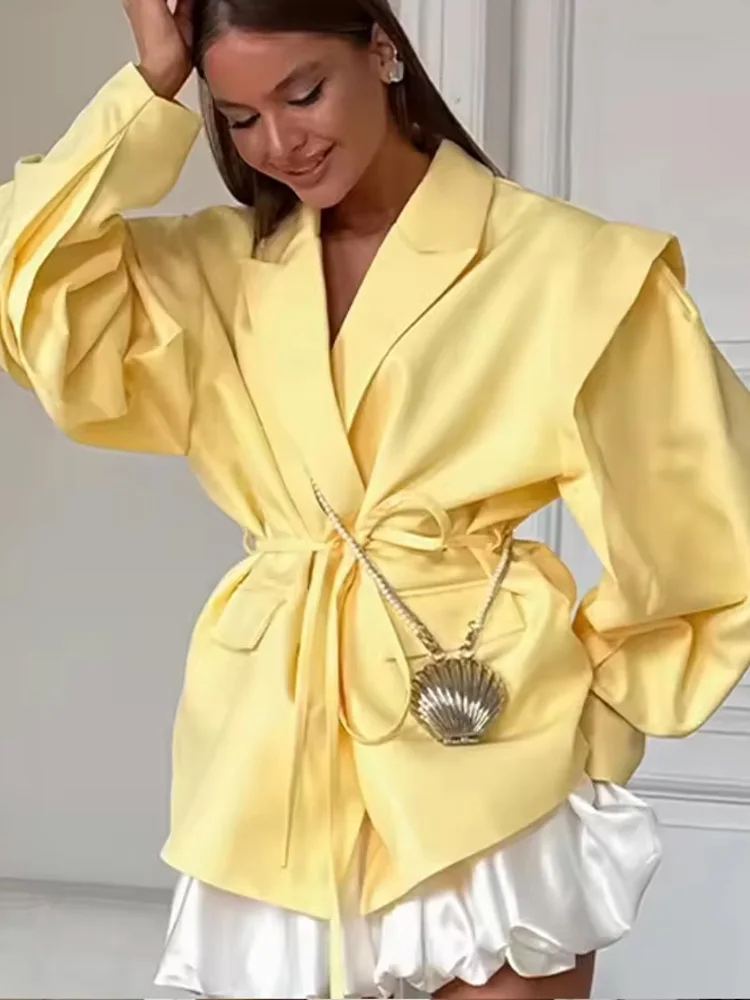 

HH женский осенний модный пиджак с длинными рукавами и лацканами с широкими плечами, женский пиджак на шнуровке с одной пряжкой, преувеличенное пальто