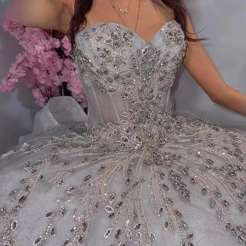 Maßgeschneiderte graue Ballkleid-Quinceanera-Kleider, Vestidos de 15 Jahre, Applikation, Perlen, formelle Prinzessin-Geburtstagsparty-Kleider