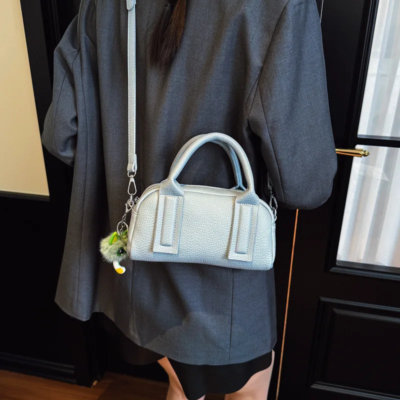 

2025 Новая нишевая портативная сумка Boston - женская высококачественная сумка через плечо в иностранном стиле