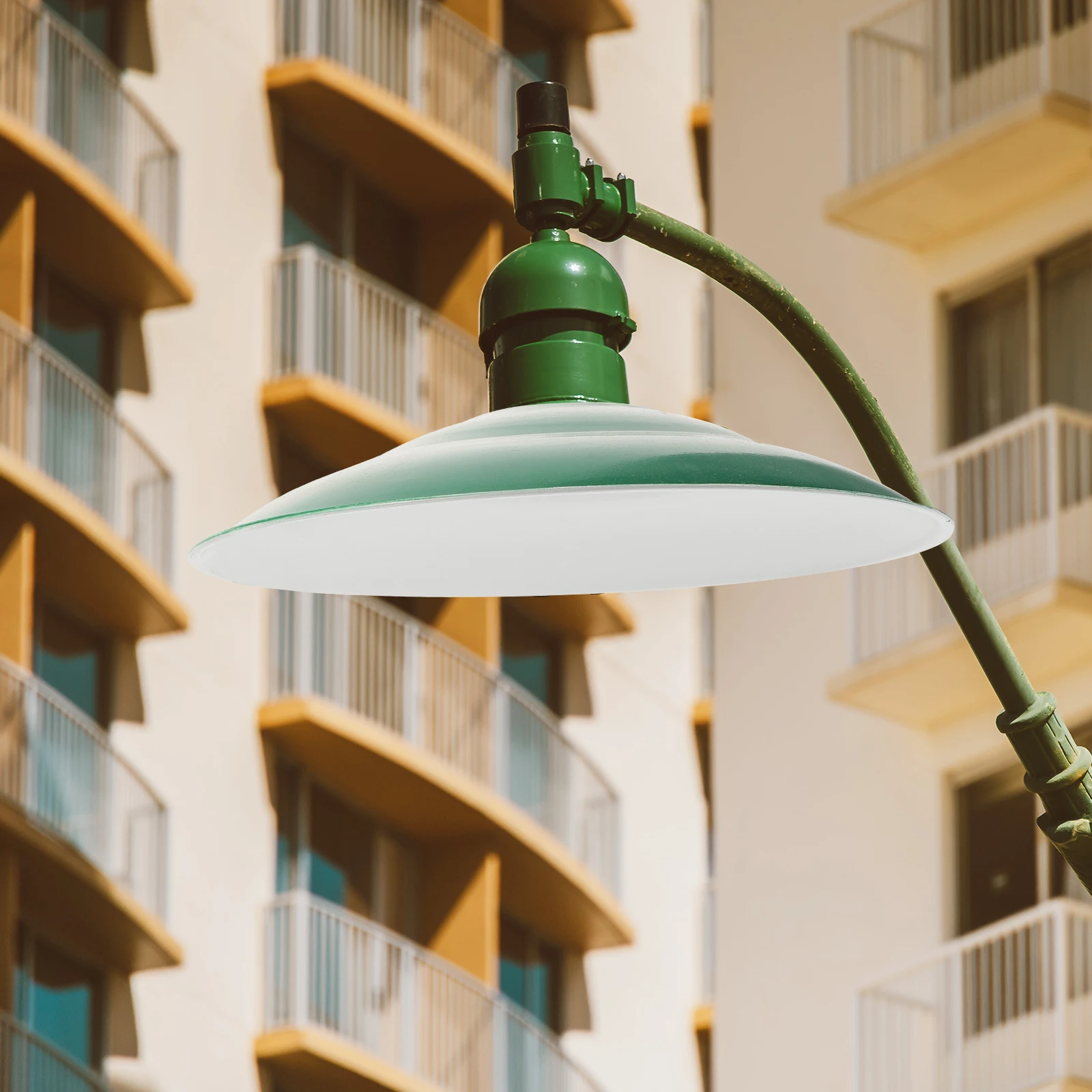 

Retro Style Enamel Light Cover for Outdoor Wall Lamp Industrial Fixture Waterproof Heat Resistant Protective Lamp Shade