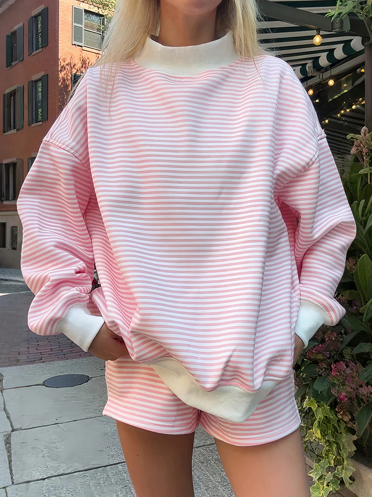 Weird Puss Stripe Patchwork 2-teiliges Set für Damen, T-Shirt mit Rundhalsausschnitt und langen Ärmeln + Mini-Shorts, lässiger, schlichter und bequemer Alltagslook – Detail 15