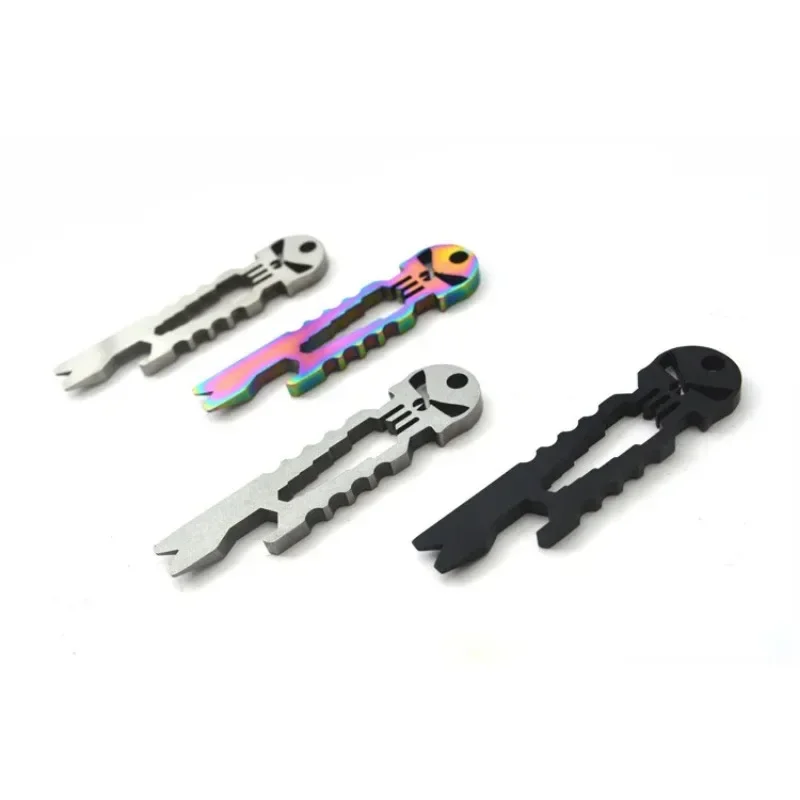 Stainless Steel Skull Crowbar Keychain EDC Portable Outdoor Multi-function Tool Bottle Opener Wrench Nail Lifter Portable Tools