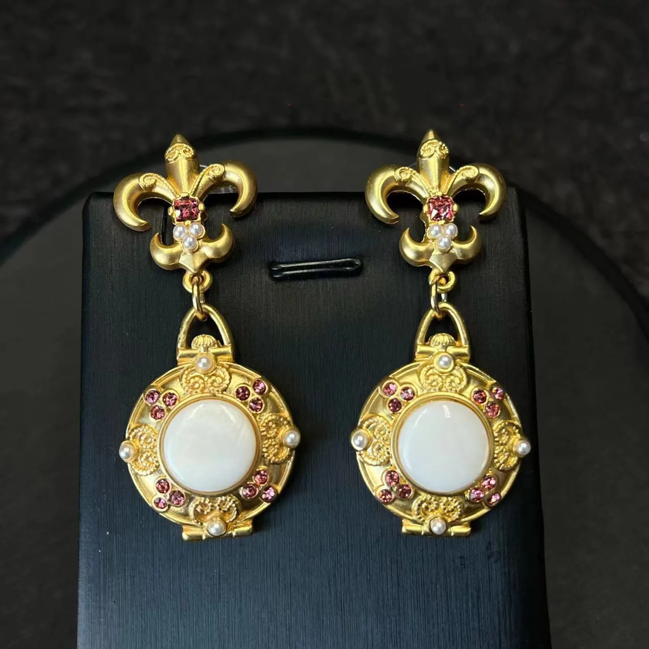 

Vintage Palace Style Set Zircon Pearl Earrings