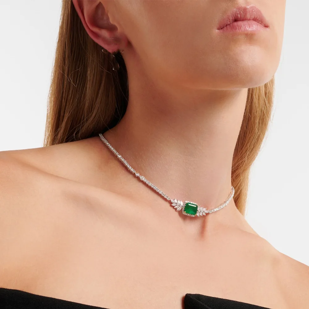 Fashion Rectangle Green Crystal Necklace Choker for Women Simple Full Rhinestone Chain Necklace Jewelry Gift Bikini Decoration