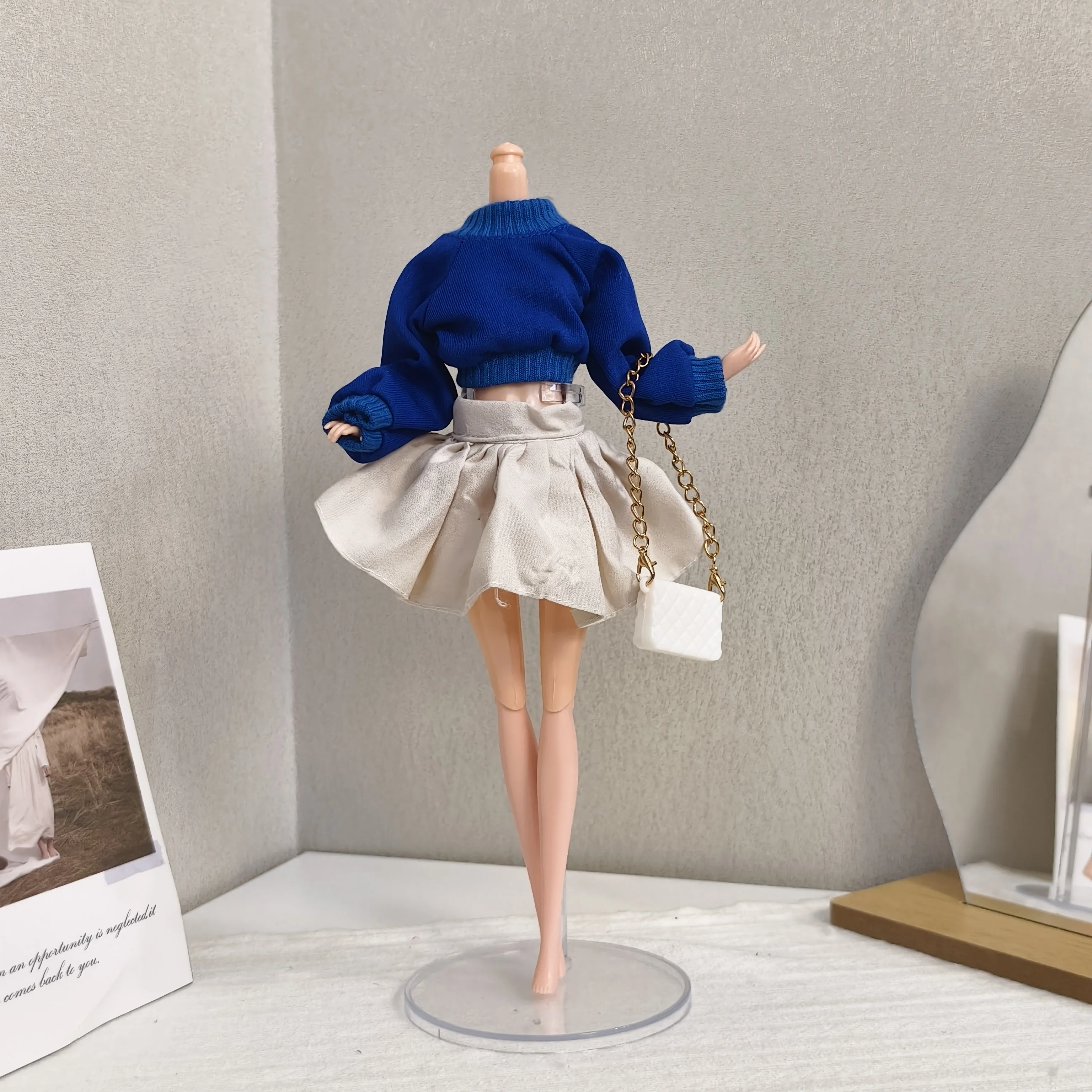 Ubranka dla lalek 30 cm, akcesoria, sweter w stylu college + plisowana spódnica, zabawny zestaw + torebka dla lalek 1/6 BJD FR Xinyi Supermodel