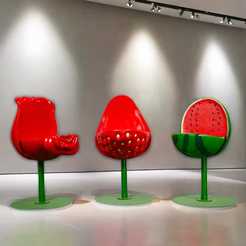 Park creative strawberry leisure stool decoration simulation fruit fiberglass seat plant chair sculpture