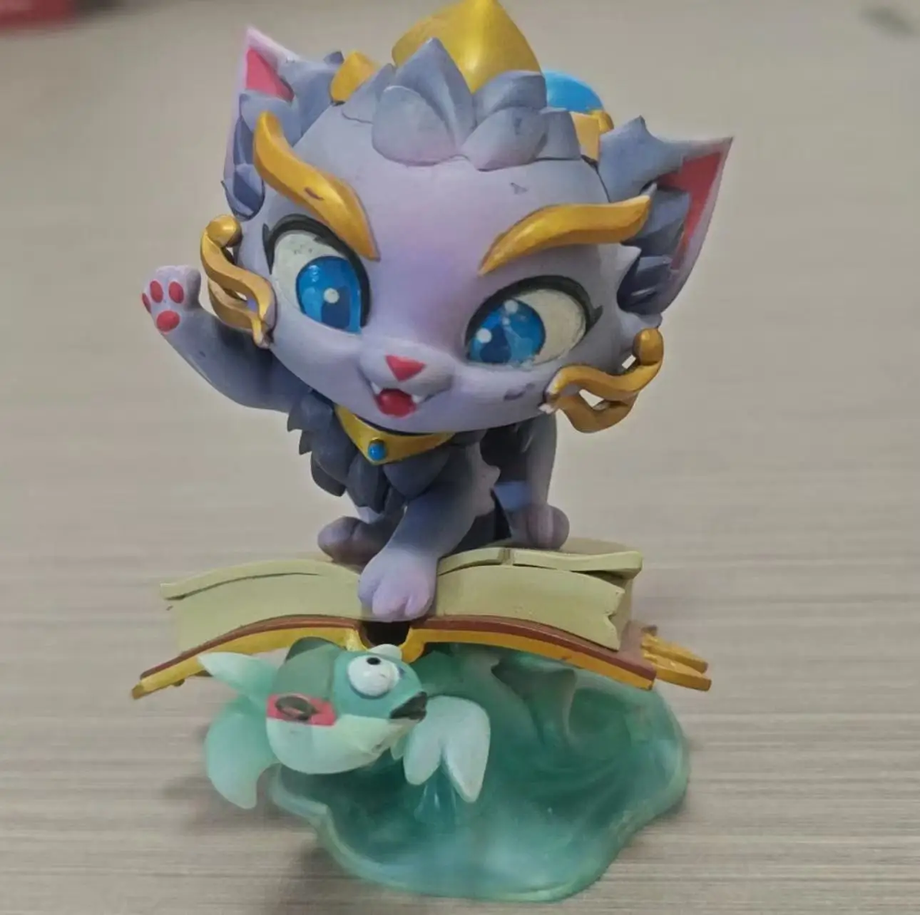 

In Stock League of Legends Anime Figure Yuumi Genuine Factory Bulk Cargo 13cm Game Statue Action Figure Around The Game