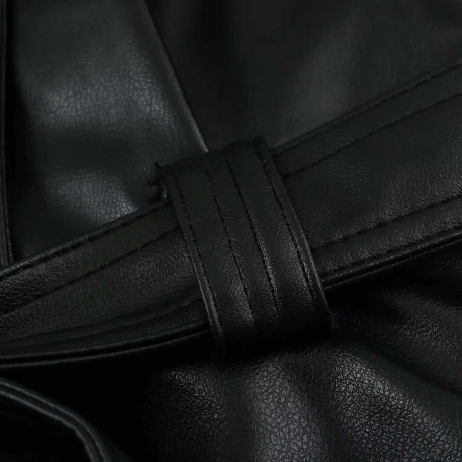 Women Leather Effect Jacket with Belt Lapel Collar Zip Up Long Sleeve Slim Fit Elegant Coat Autumn Winter Outerwear Fashion