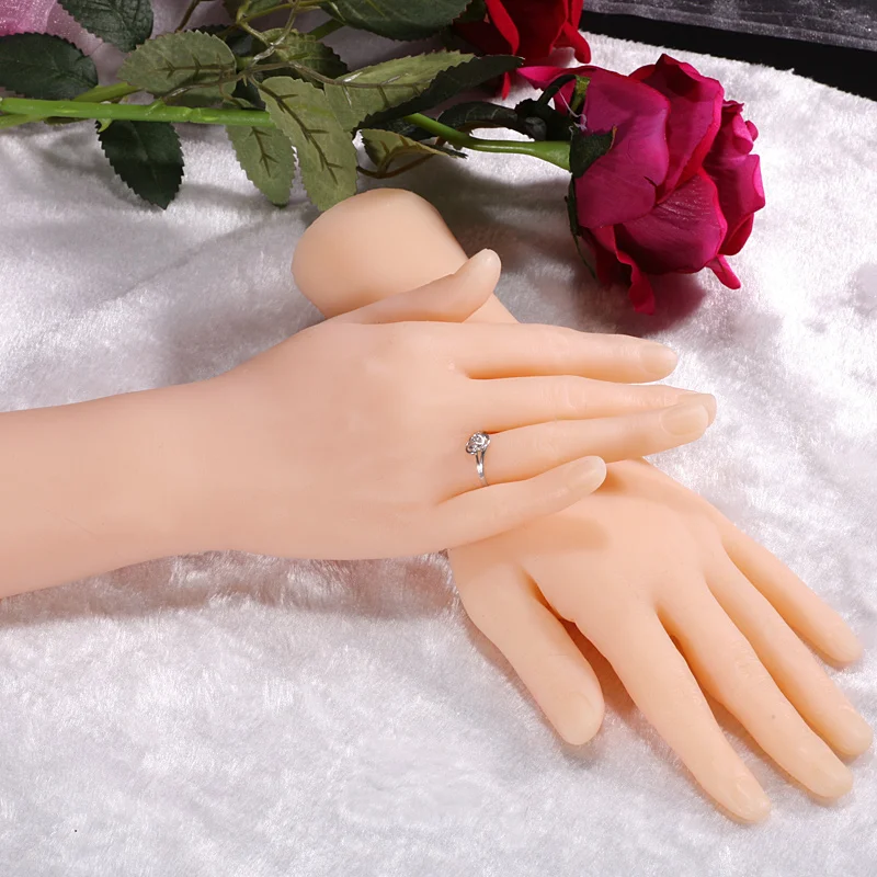 Simulated Female Bracelet Model Beautiful And Realistic Nail Painting Practice Artificial Hand Display Ring Bracelet Jewelry