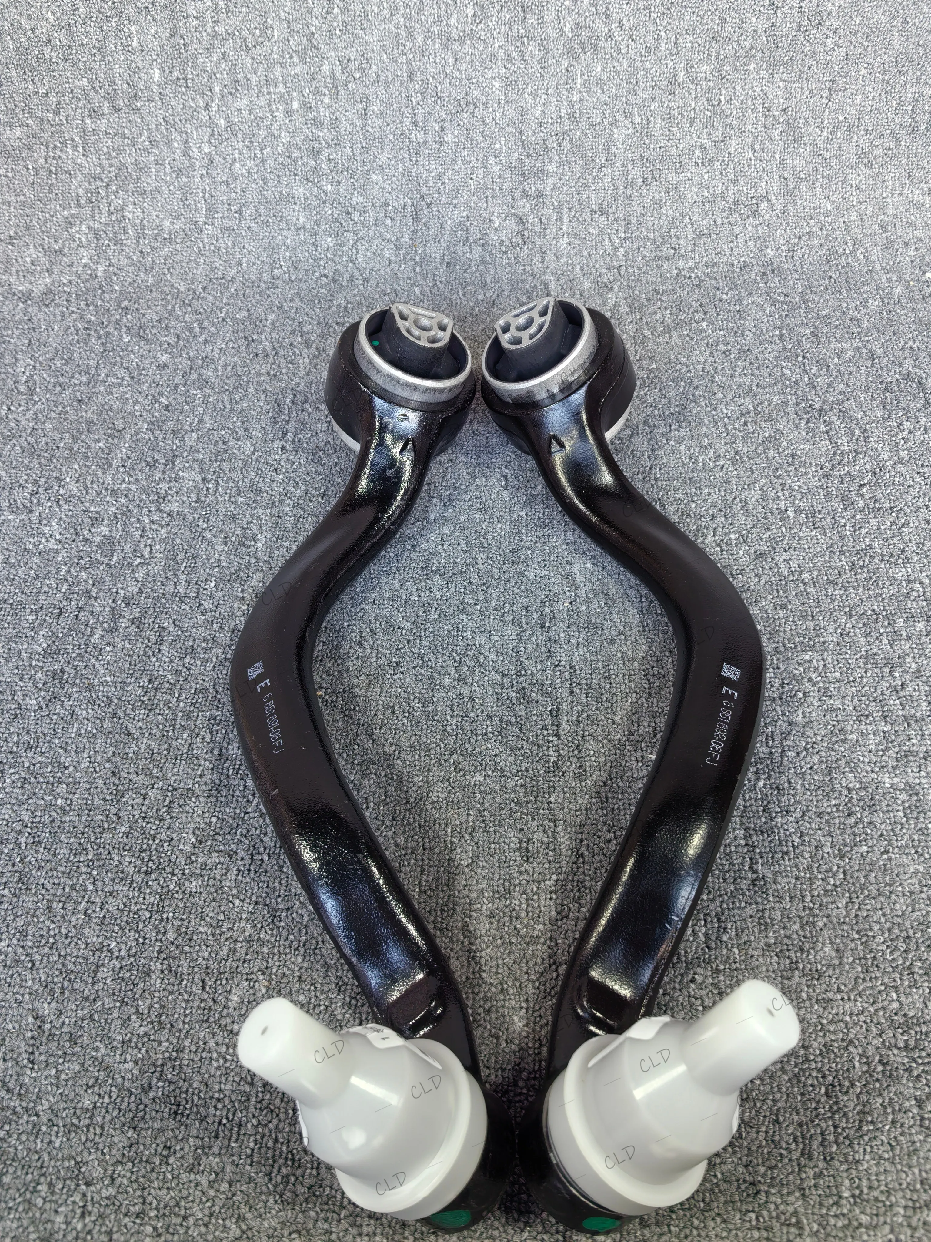 31126851691 31126851692 is suitable for BMW X5 F15 F18 suspension components front lower control arm