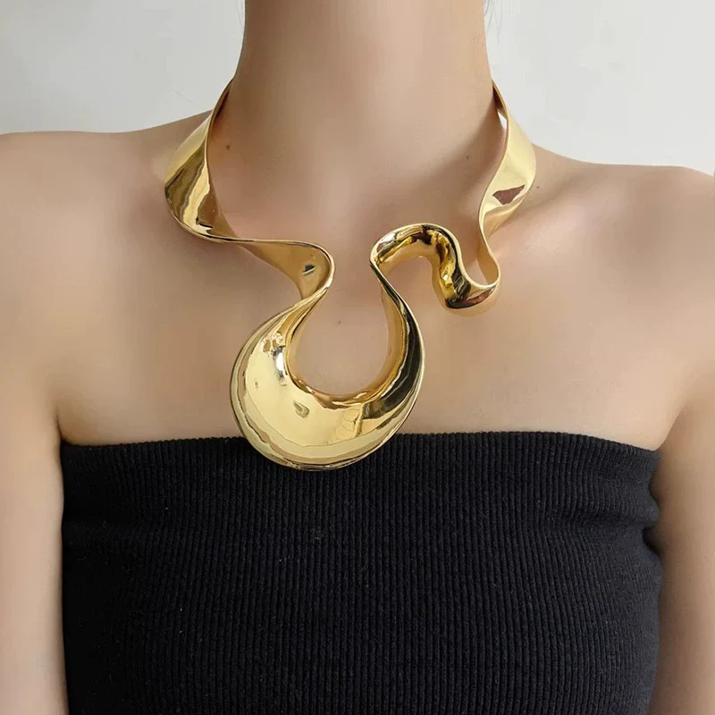 Exaggerated Irregular Smooth Metal Ribbon Wide Collar For Women Simple Gothic Choker Fashion Women's Jewelry Accessory
