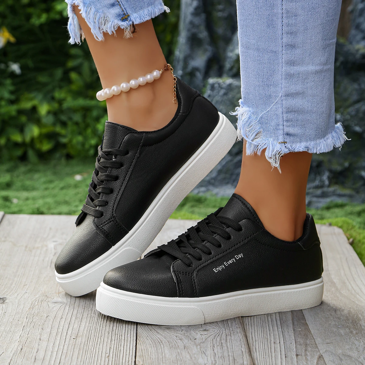 

*Fashionable Hot Selling Sexy Temperament Sports Shoes Women Spring Autumn New Round Head Elegant/Comfortable Flat Casual Shoes