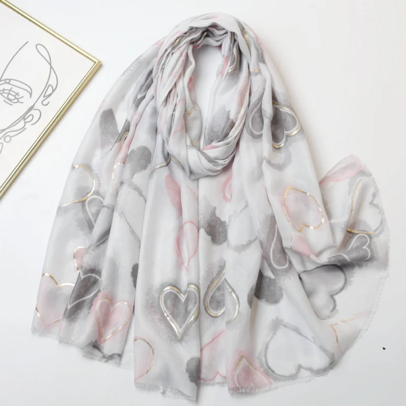 venda-de-fabrica-fronteirica-abstrata-ouro-estampagem-coracao-cetim-impressao-lenco-longo-viagem-ferias-quente