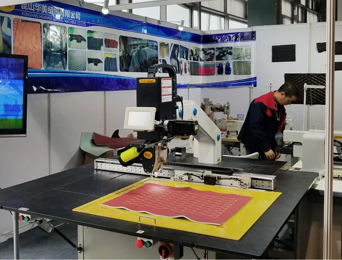 HUAMEI Industrienähmaschine CNC computergesteuerte programmierbare Musternähmaschine