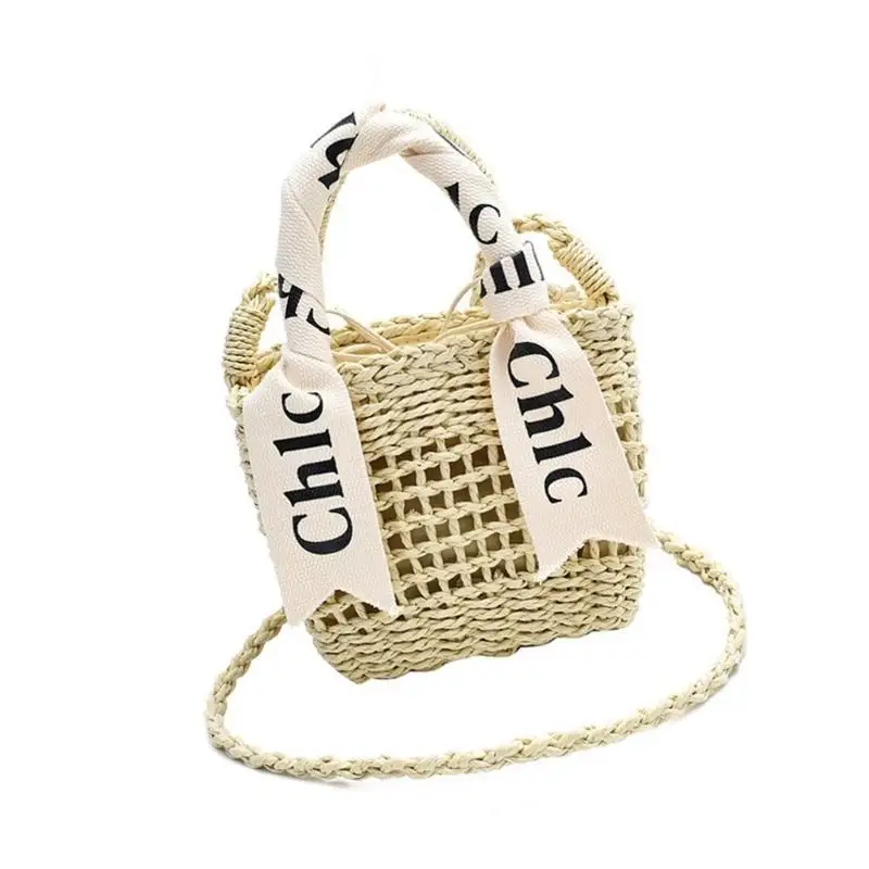 

D46D Elegant Woven Straw Handbag Large Shoulder Bag For Beach Trips And City Travel