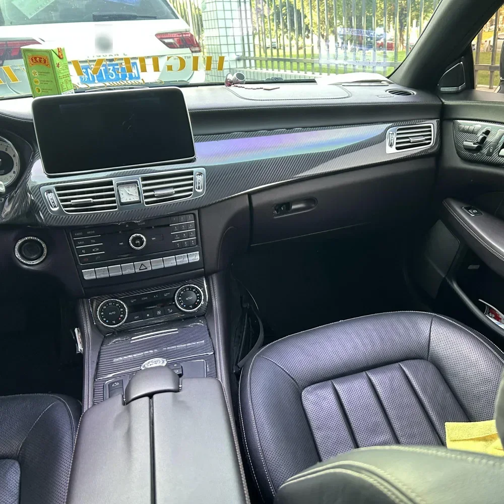 Włókno węglowe do Mercedes Benz CLS W218 2012-2017 Folia samochodowa Naklejki wewnętrzne Konsola środkowa Przekładnia Deska rozdzielcza Klamka drzwi powietrznych