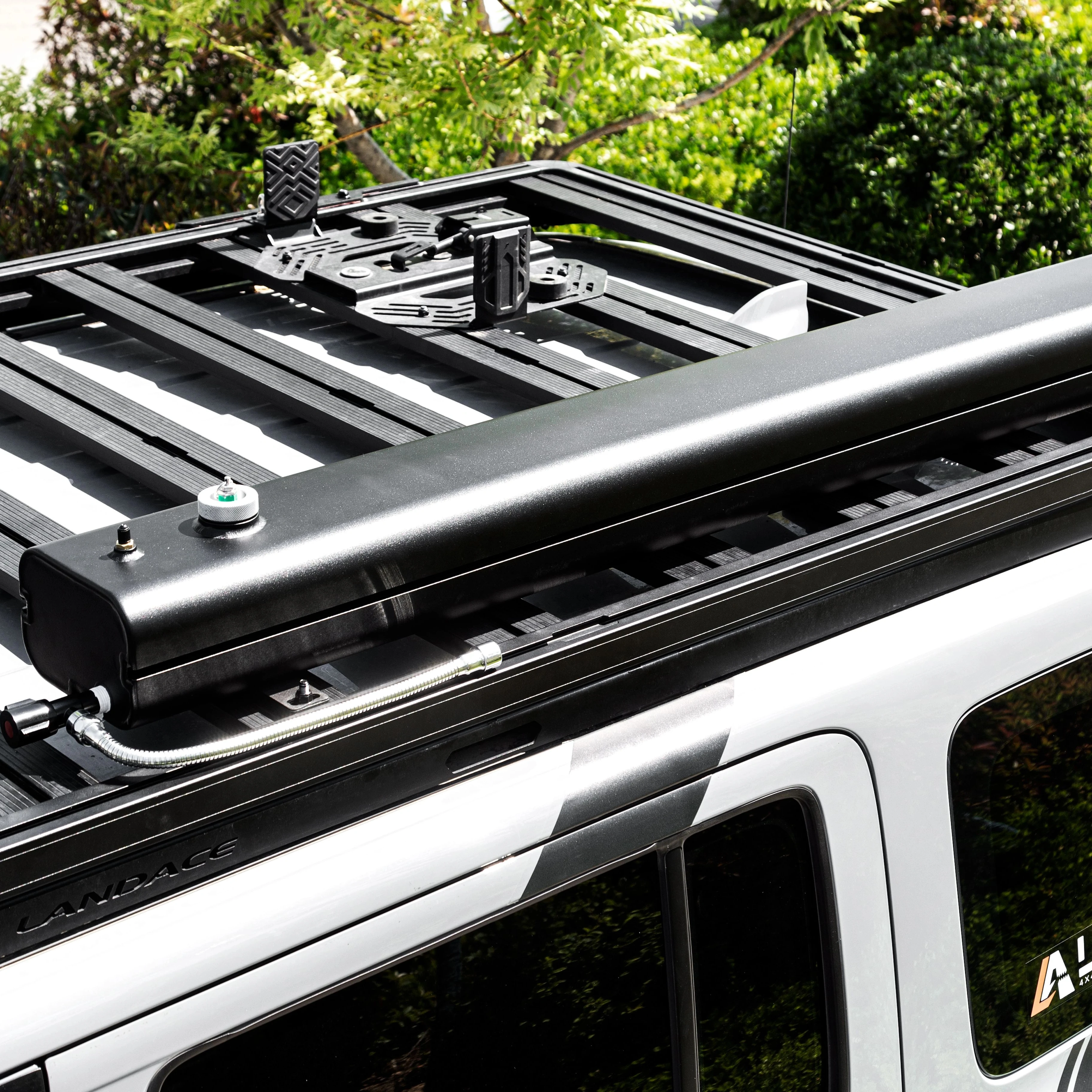 Water Tank T Slot Easy Installation Roof Top Water Tank Universal Road Shower Aluminum Outdoor Camping Water Tank