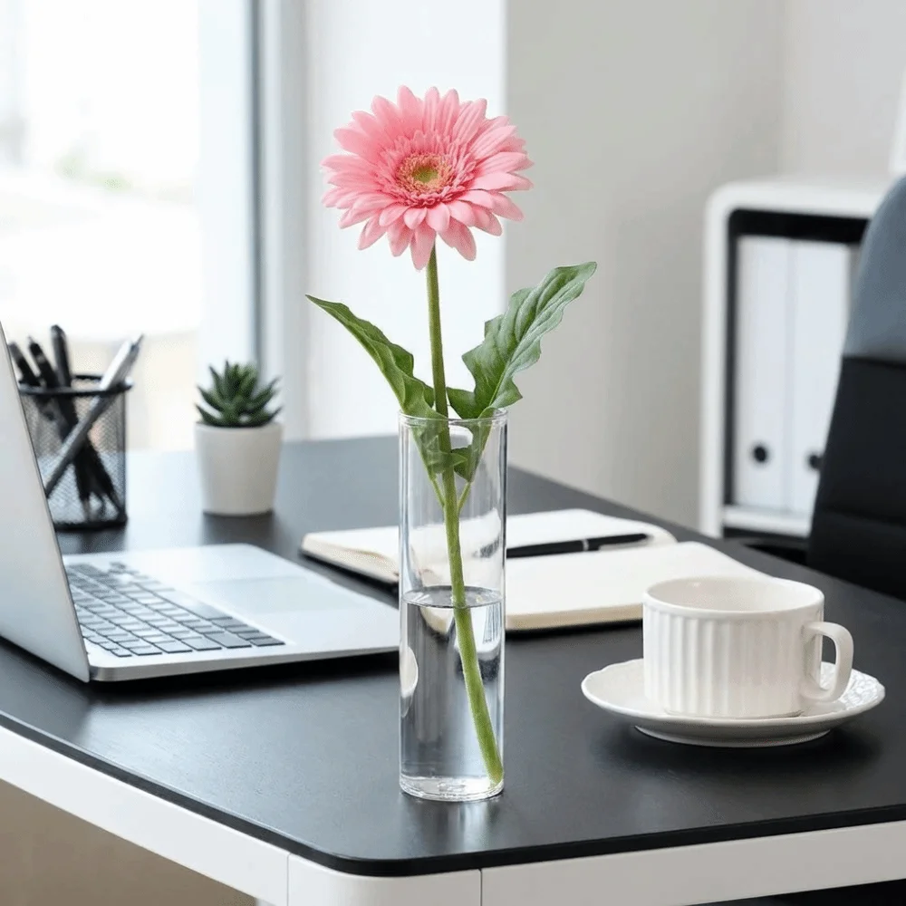 Minimalist Transparent Flower-Wrapping Vases Cylindrical Plastic Clear Flower Vases Modern Shatterproof Flower Holder Office