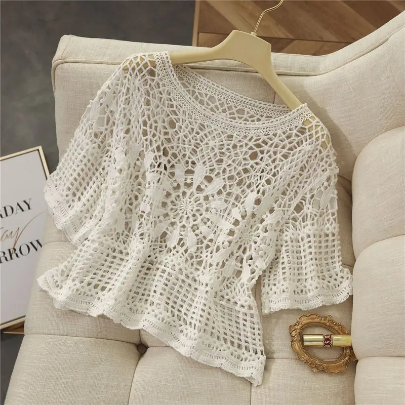 Female Long Sleeved Hook Flower Hollowed Out Ladies Knitted Sweater with Design Sense Tassel Loose Elegant Casual Smock Top Q219